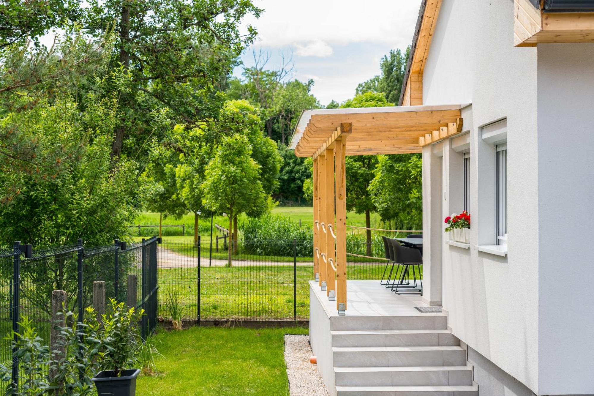 Balatonic Lemon Apartmanhaz شيوفوك المظهر الخارجي الصورة